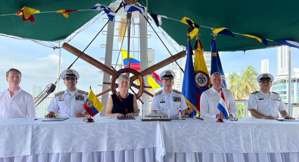 Het contract met Colombia werd op 10 augustus in het zonnige Cartagena.